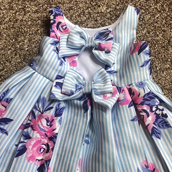 Cynthia Rowley Dress with Purse - Picture 3 of 10